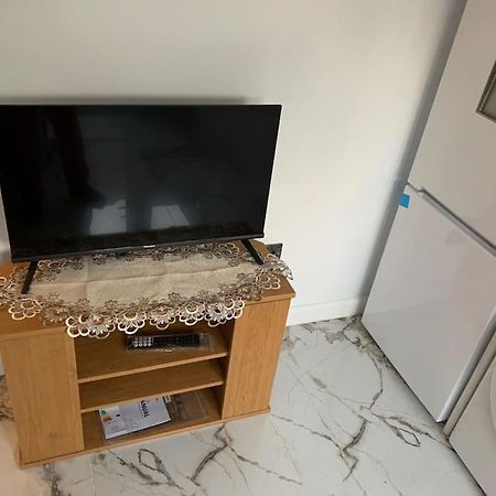 Apartment C, A One Bedroom Flat In South London Carshalton Екстериор снимка