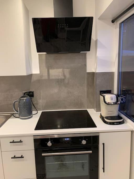 Apartment C, A One Bedroom Flat In South London Carshalton Екстериор снимка